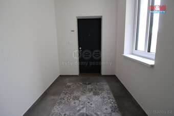 Pronájem bytu 2+kk, 40 m², Plzeň, ul. Kotkova - 20
