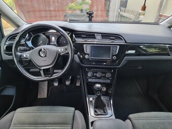 Touran 1,6 TDI 85kw highland - 20