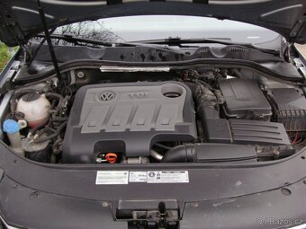 Volkswagen Passat B7 2.0 TDi - Serviska Highline - 20