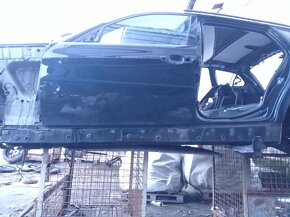 BMW E90 E91 330d 170kw díly - 20