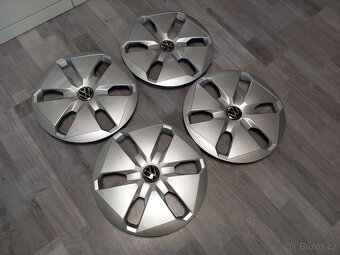 Poklice Vw, 7T0 601 147, NOVÉ - 20