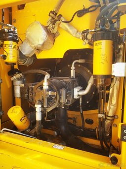 Pasovy bagr Jcb 220x  l 4f - 20