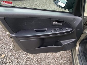 Suzuki SX4 1.6i 79kW pohon všech kol 4X4 tažné klima 174tkm - 20