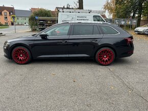 Škoda Superb III kombi 2,0 Tdi 110kw DSG - 20