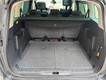 Peugeot 5008, 1.6HDI, 82kw Automat Velká Výbava - 20