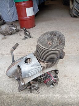 Jawa 250 pérák komunista díly - 20