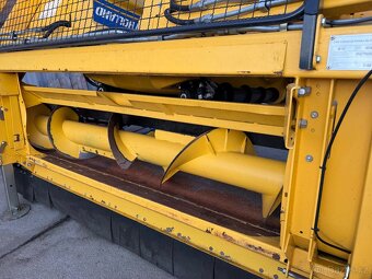 Kukuricny Adapter New Holland 8x75.   RV 2021 - 20