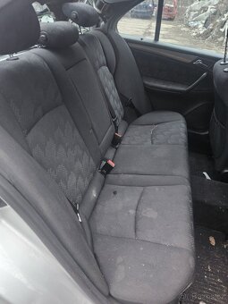 Mercedes Benz w203 2.0 120kw benzínové kompresor - 20