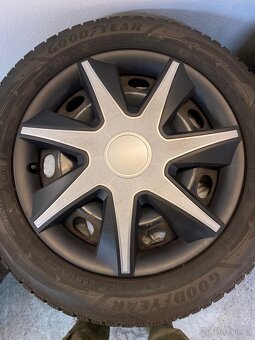 VOLKSWAGEN TOURAN 2.0TDI 103KW . Výbava CUP 2014 - 20