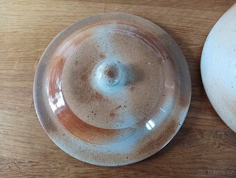 KAMENINOVÝ HRNEC RAMEKIN GRES DU MARAIS FRANCE - 20