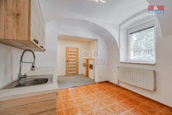 Prodej rodinného domu, 285 m², Kozolupy - 20