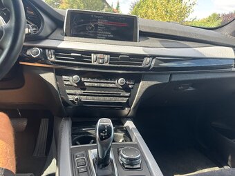 BMW X5 X drive 2.0 - 20