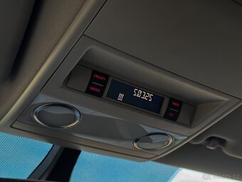 VW T6 MULTIVAN TOP 1.MAJ BULLI 4X4 WEBASTO KAMERA TAŽNÉ DPH - 20
