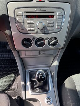 FORD FOCUS 1,6 16V - 20