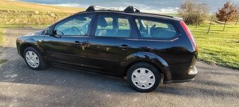 Ford Focus kombi 1.6i LPG STK 11/2026, r.v.2007,hezký stav - 20