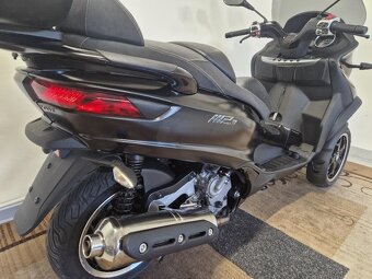 Piaggio MP3 500 LED ESP USB 5/2015 - 20