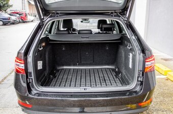 Škoda Superb Combi 2.0 TDI 190k DSG - 20