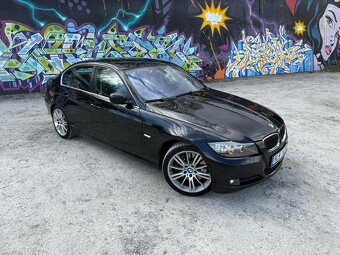 BMW Řada 3, 330i - XENONY - 20