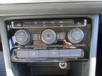 Volkswagen Touran, 1,5TSI-110KW-7-MÍSTNÝ-NOVÁ STK - 20