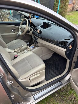 Renault Fluence 1.5 dci 81 kW, r.v.2011 - 20