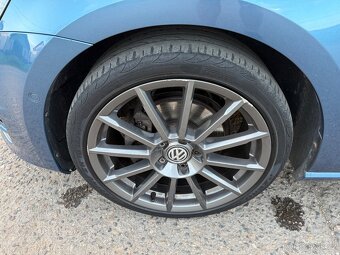 Golf 7 1.4 tsi 103 kw highline bixenon krásný stav - 20