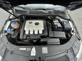 Volkswagen Passat 2.0 tdi 103kw 4 motion výhřev - 20