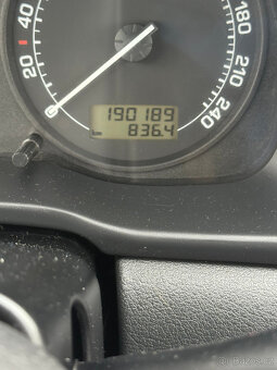 Škoda Octavia 1.9TDI 96KW 1 majitel,tazne,klima aut.COC list - 20