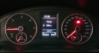 VW CARAVELLE T5 103kW Long COMFORTLINE  8 MÍST WEBAST0 - 20