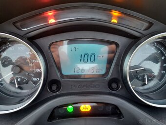 Piaggio MP3 300 HPE Sport ABS,ASR - 20