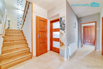 Prodej rodinný dům 221 m2, Mariánské Lázně, garáž, sauna - 20