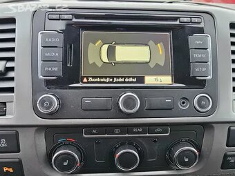 VW Multivan T5 2.0 TDI 103kW,7.sedadel,Webasto,Tažné,Navi,Te - 20