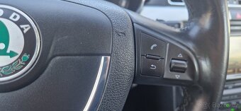 Škoda Superb, 2.0 TDi 125kW AUTOMAT - 20