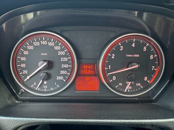 BMW 335i E93 cabrio, 123tkm, serviska - 20