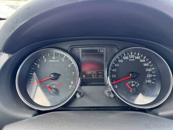 Nissan Qashqai 1.6i 86 kw - 20