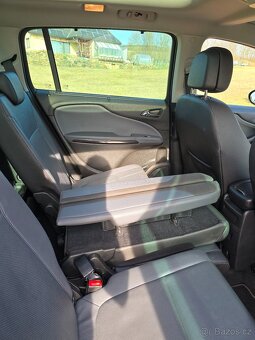 Opel Zafira bi-turbo OPC line 7. místné - 20