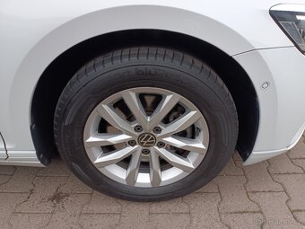 VW Passat B8 Variant 2.0TDI 110kW DSG - záruka Autodraft - 20
