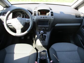 OPEL ZAFIRA 2.2 i - Tažné zařízení, 7 míst - 20