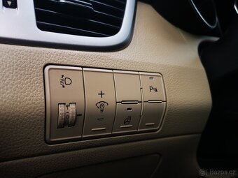 Hyundai i30 1.6 GDI Trikolor 99kW 1.majitel ČR - 20