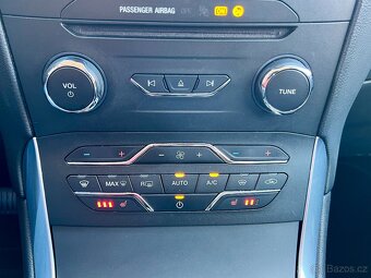 Ford Galaxy 2,0 TDCi TITANIUM 7-míst záruka / 2018 - 20