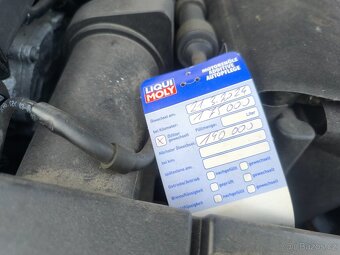 Volkswagen Golf, TDI 66KW,PĚKNÝ,SERVISKA,1MAJ57 - 20