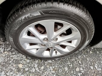 Toyota AURIS 2,0 D-4D, 1.MAJITEL, r.v. 9/2013, 219.987 km - 20