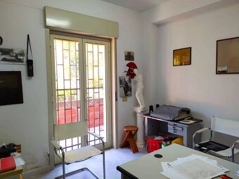 Sicílie, vila 2 byty, 255 m2, poz. 1.755 m2, Pace del Mela - 20