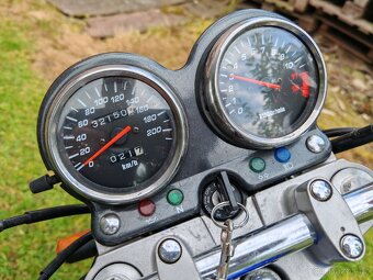 Suzuki GS 500 - 20