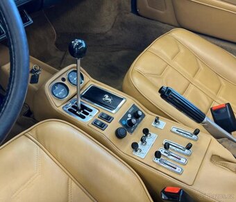 Ferrari 308 GTSi (1982) – ikonický kabriolet - 20