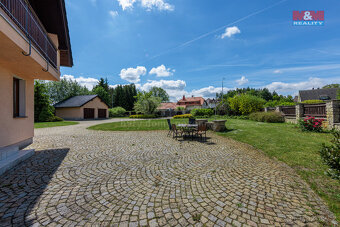 Prodej rodinného domu, 221 m², Nová Role, ul. Mezirolí - 20
