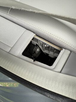 Mercedes-Benz E 250 CGI, benzín 150 kW, 7místná verze - 20