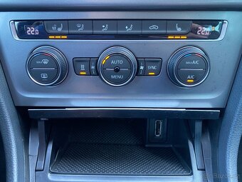 Volkswagen Golf, 1.4TSI 92kW-XENON-NAVI-WEBASTO - 20