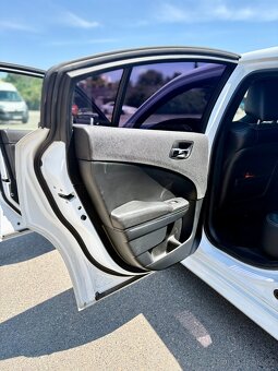 2014 Dodge Charger SRT Superbee | 392 HEMI | 470 koní - 20
