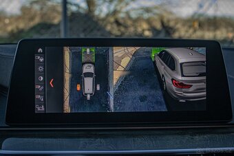 BMW 5 Touring 530d xDrive A/T 2019 - ZÁRUKA 1 rok/30000km - 20