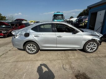 Škoda octavia 2.0TDi style 2022 29Tkm airbagy ok - 20